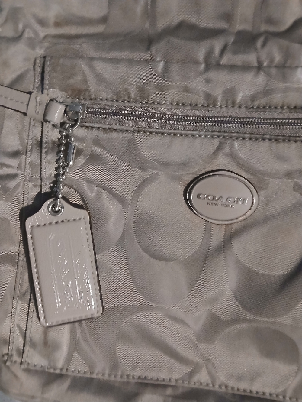 Coach Taupe Crossbody Shoulder Bag  Lightweight Everyday Carry - Picture 3 of 10